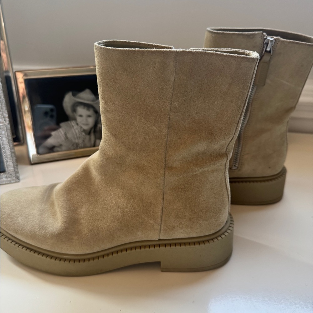 Vince Tan Suede Cady Boots Zip Up 8 - Picture 3 of 5